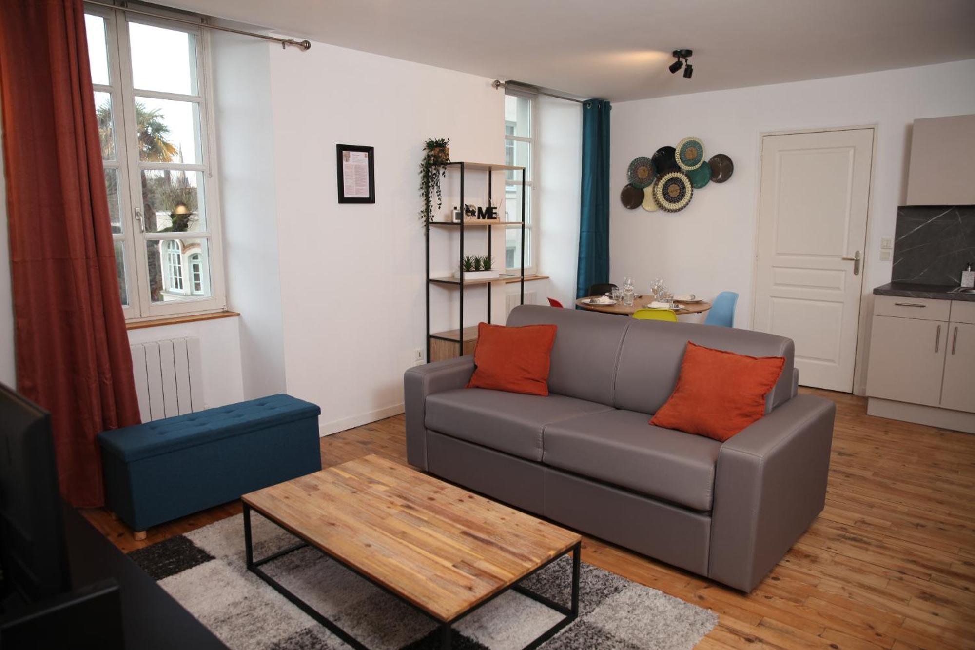 Le D'lices, Spacieux, Centre-ville, Free Parking Apartment
